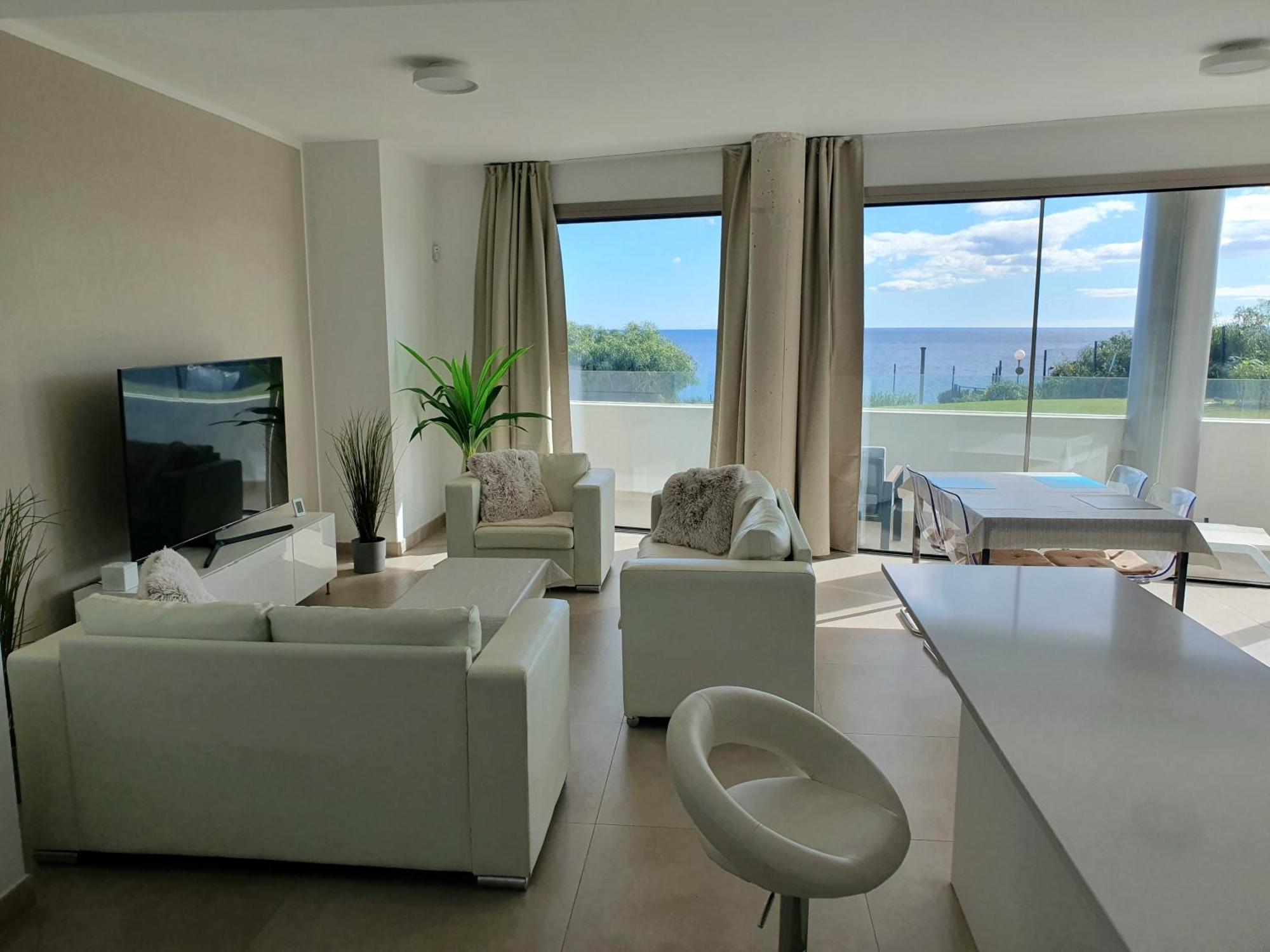 Luxury Beachfront Apartment With Pool, Sauna, Fitness And Gym In Province Malaga, Andalusia Mijas Exterior foto