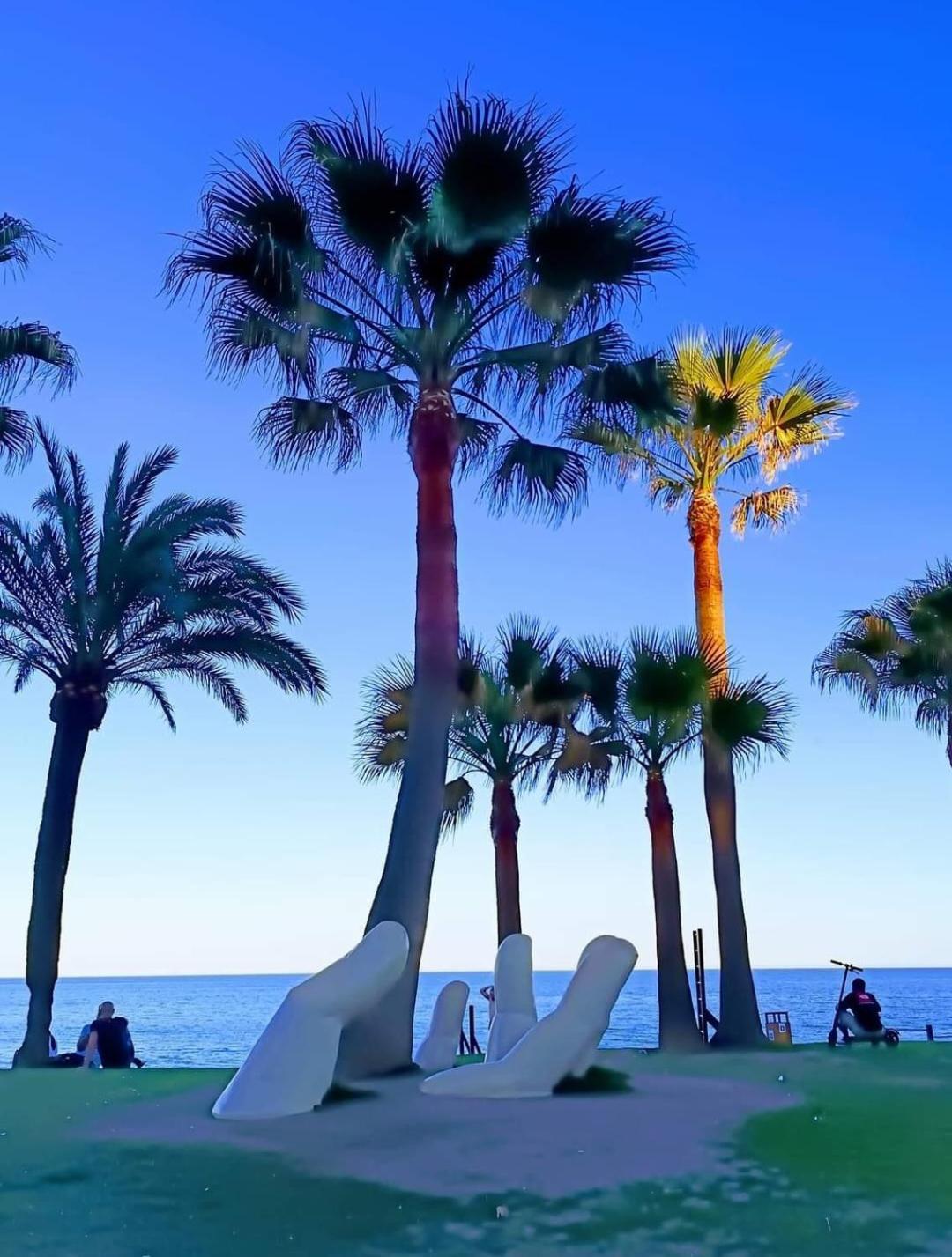 Luxury Beachfront Apartment With Pool, Sauna, Fitness And Gym In Province Malaga, Andalusia Mijas Exterior foto